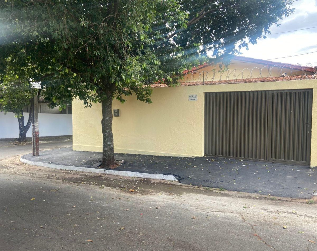 011750967843635
