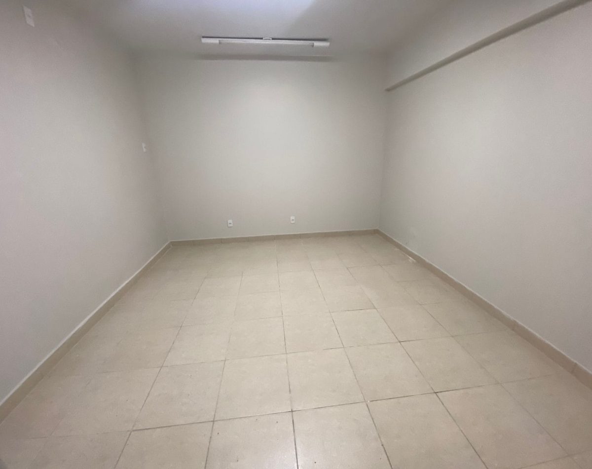 101750080693560