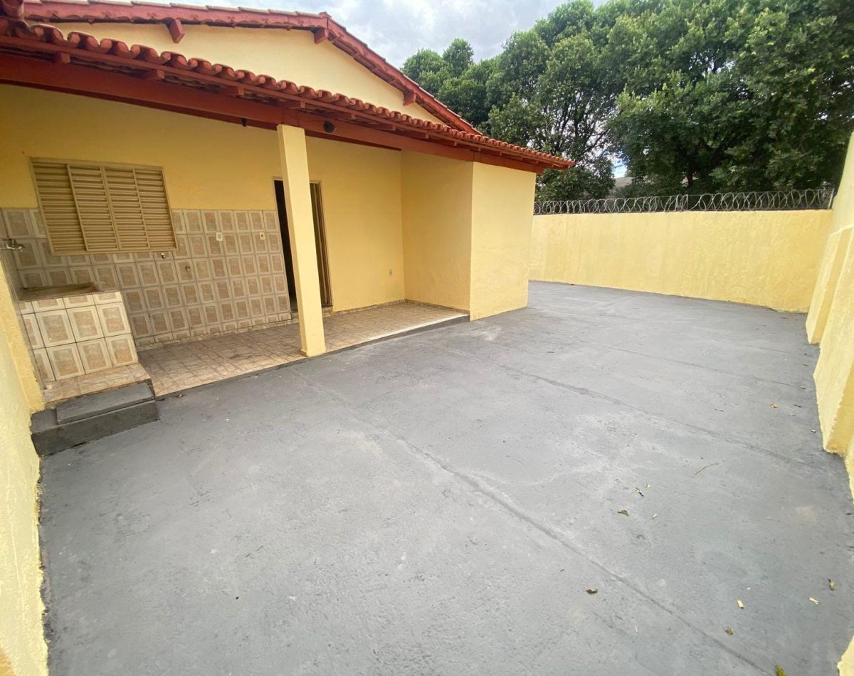101750967843582