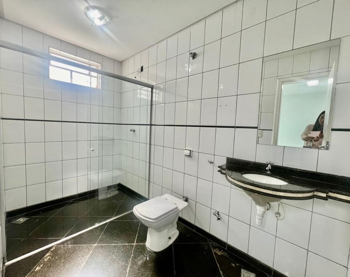 casa-para-locacao-5-quartos-5-suites-6-vagas-240m-setor-oeste-goiania-go1714654886078gzvae