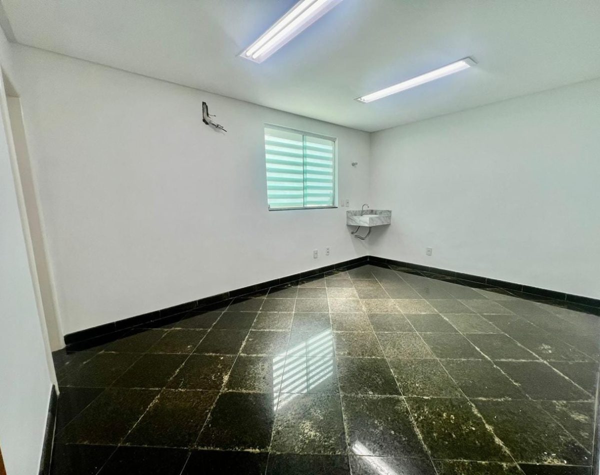 casa-para-locacao-5-quartos-5-suites-6-vagas-240m-setor-oeste-goiania-go1714654886628adhgo