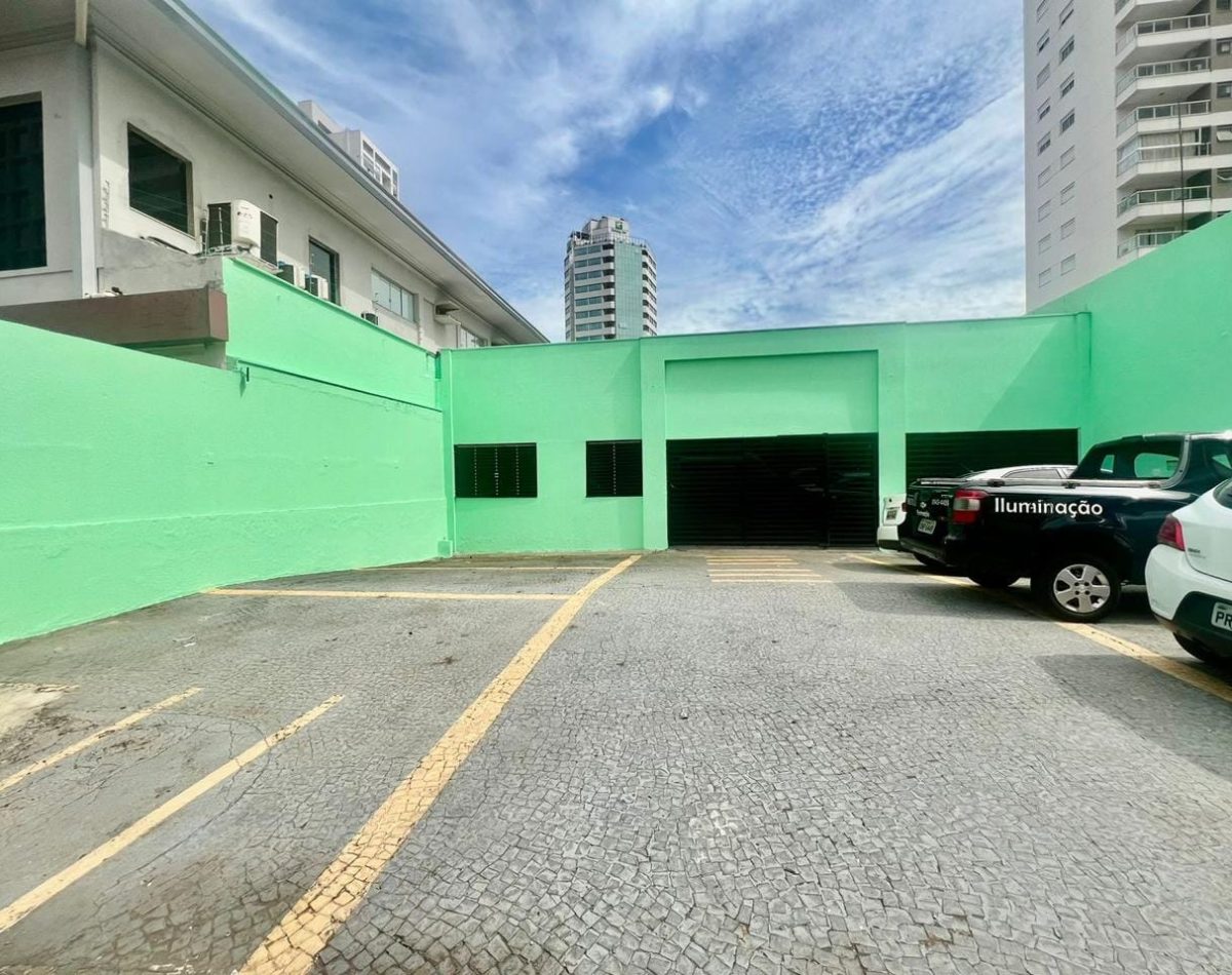 casa-para-locacao-5-quartos-5-suites-6-vagas-240m-setor-oeste-goiania-go1714654909864qorlg